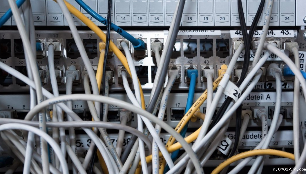 什么因素影响带宽，造成网络拥塞等问题?